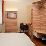 Plaza Premium Columbus
