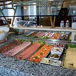 Plaza Premium Columbus 4*