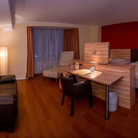 Plaza Premium Columbus 4* Бремен