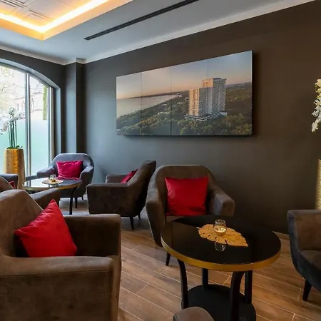 Plaza Premium Columbus Готель Бремен