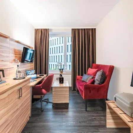 Готель Plaza Premium Columbus 4*