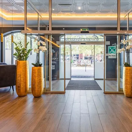 Plaza Premium Columbus Готель Бремен