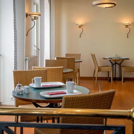 Hotel Plaza Premium Columbus Brémy