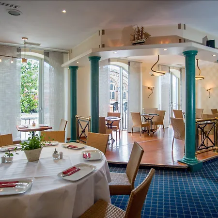 Plaza Premium Columbus 4* Brême