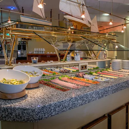 Hotel Plaza Premium Columbus 4*