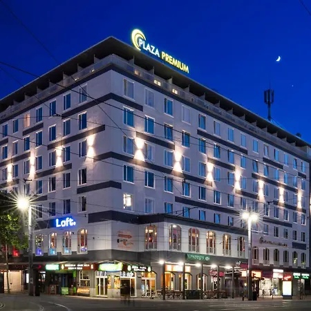 Hotel Plaza Premium Columbus 4*