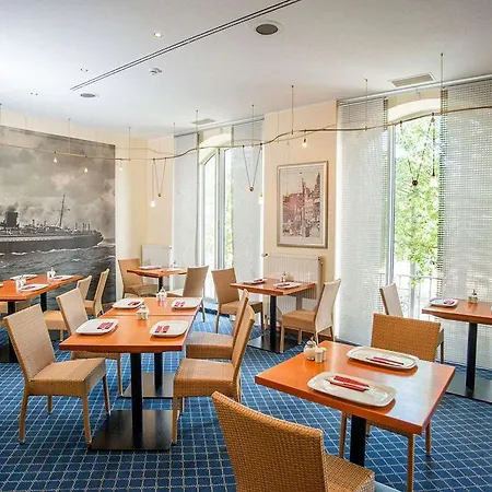 Plaza Premium Columbus Готель