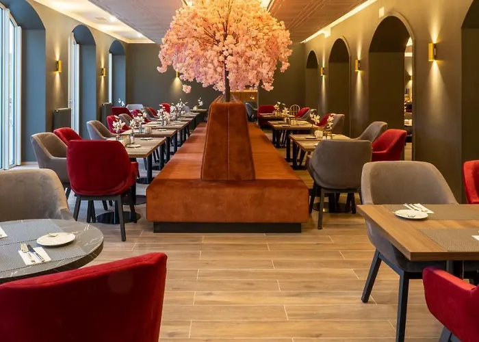 Hotel Plaza Premium Columbus 4*