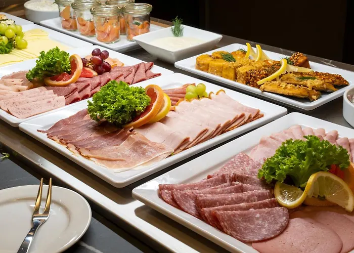 Plaza Premium Columbus Hotel